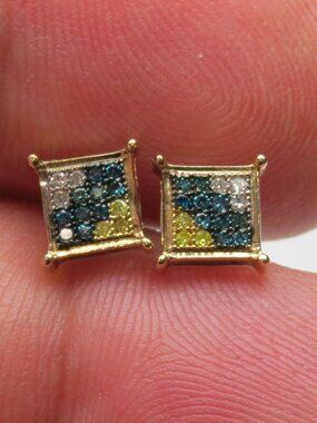 10k Diamond Men's Studs Earring